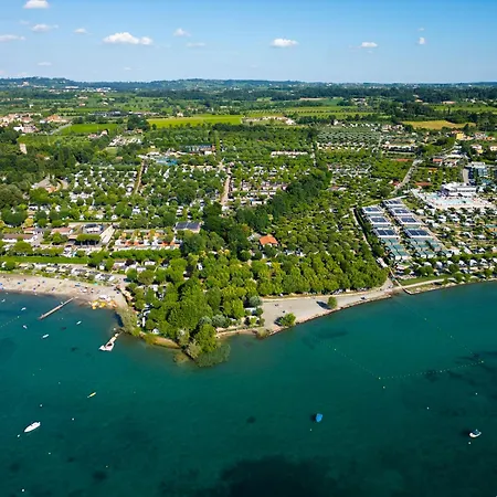 Κάμπινγκ Park Delle Rose Λατζίζε